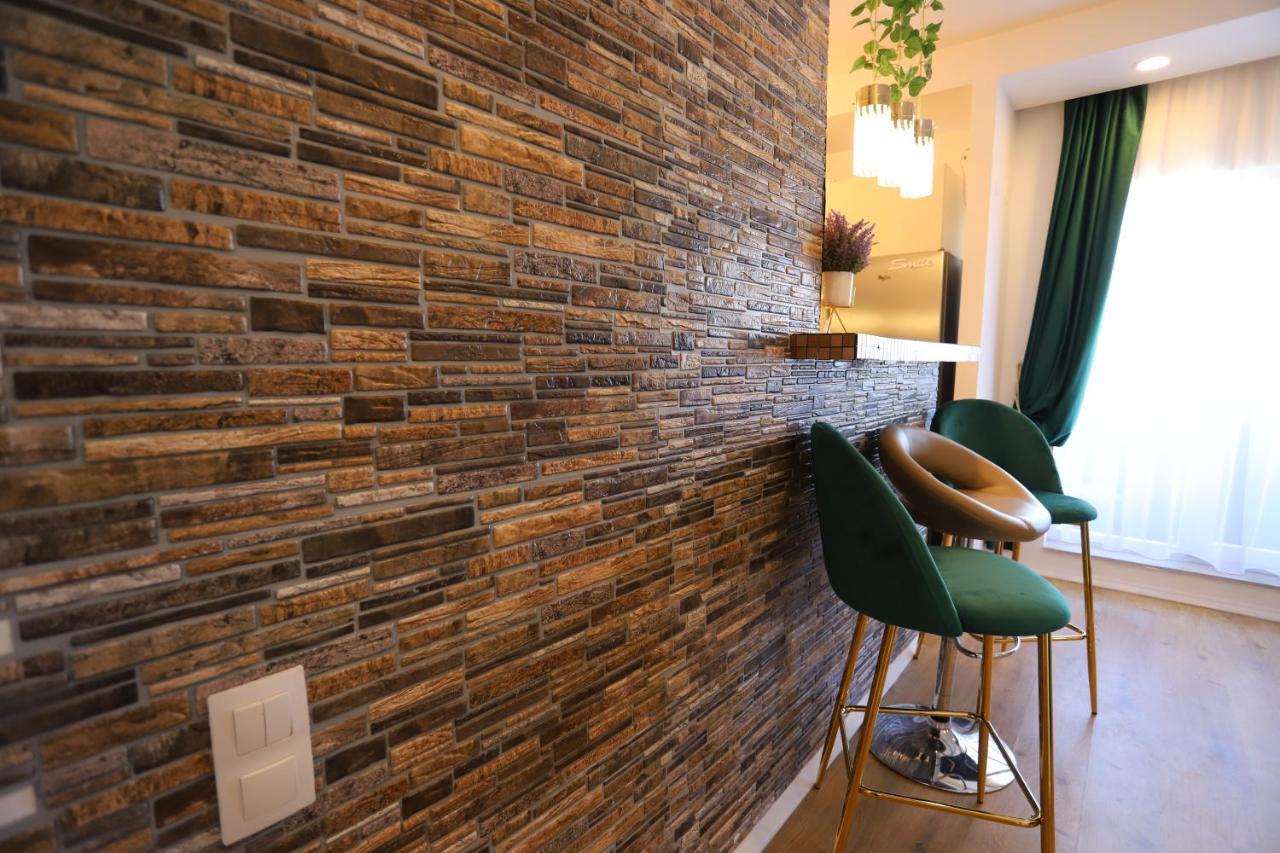 Apartament Beauty Smarald By Cosmopolis Stefanestii de Jos Esterno foto